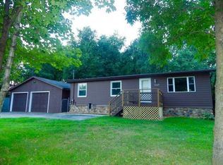 3143 Birch Rd, Suamico, WI 54173