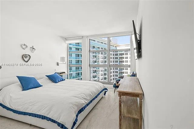 5055 Collins Ave #11C — Photo 32