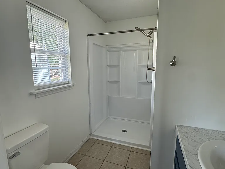 206 Pineview St — Photo 14