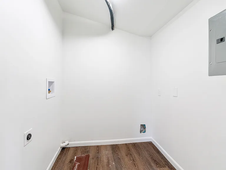 2857 Woodgrove Dr — Photo 24