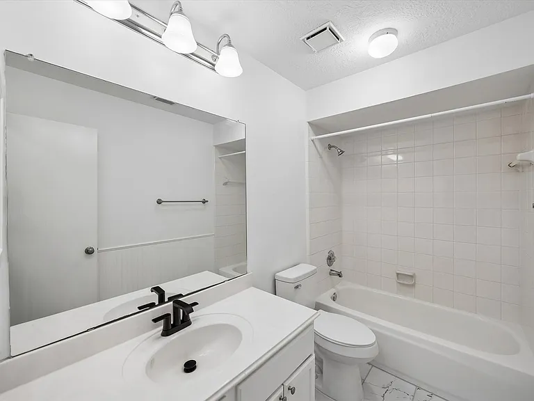 14718 Cypress Green Dr — Photo 32