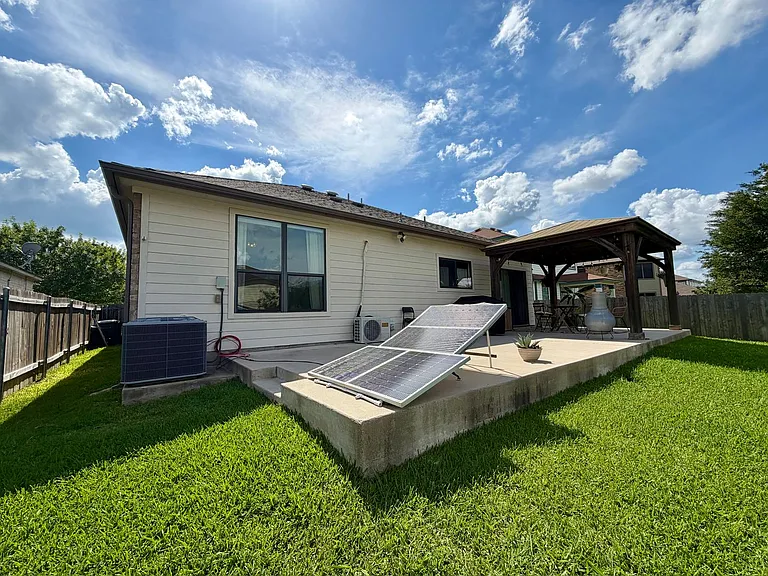 206 Briarwood Dr — Photo 36
