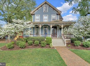 83 Centre St, Haddonfield, NJ 08033