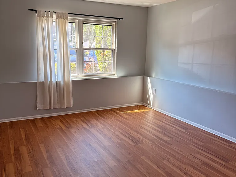 115 Orlando St — Photo 4