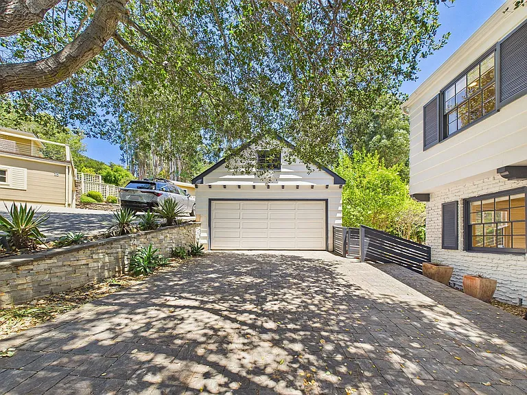 12 Folger Ct — Photo 3