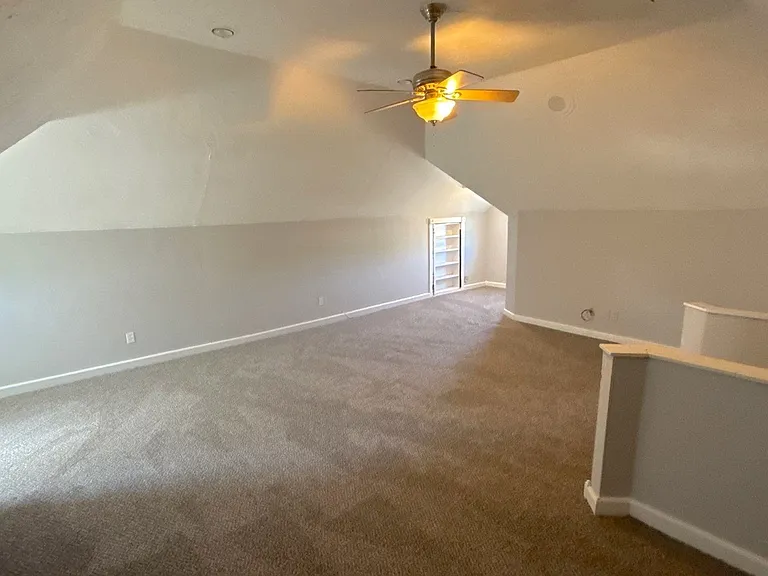44 N Belvedere Blvd — Photo 7