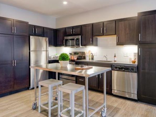 1 Cotton St APT 114