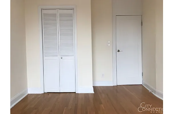 Rented by City Connections Realty | media 35