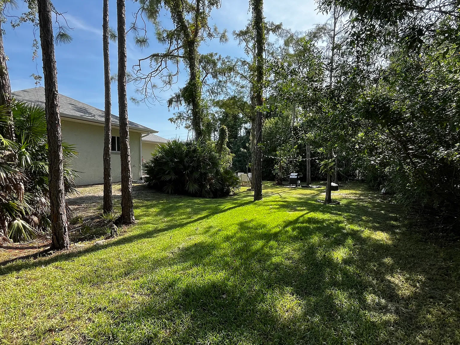 6525 Garland St — Photo 3