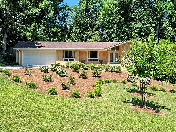4th image of 2540 Flair Knoll Dr