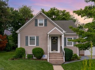 313 Dietz St, Roselle, NJ