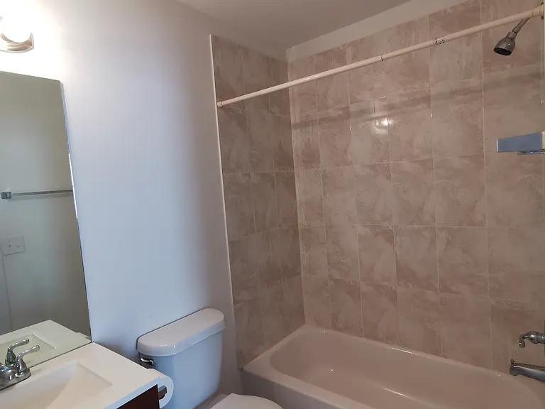521 N 34th St #B1 — Photo 19
