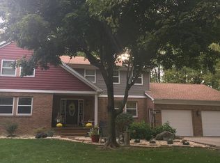 2915 Thunderbird Dr, Poland, OH