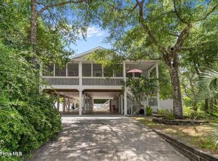 108 SW 28th St, Oak Island, NC 28465