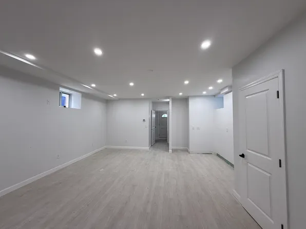 164-30 77th Road image 13 of 17