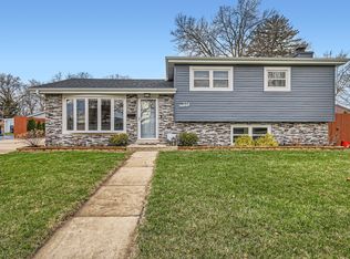 534 N Grace St, Lombard, IL