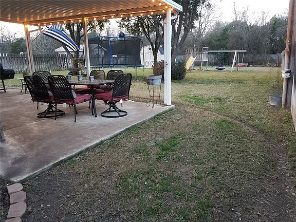 2nd image of 803 Garden Meadow Dr