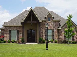 305 Tanyard Trc, Benton, LA 71006