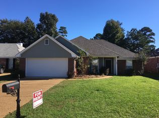 507 Edgewater Branch Dr, Brandon, MS 39042