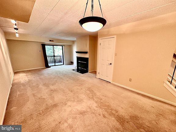 3rd image of 415 Shawmont Ave APT A