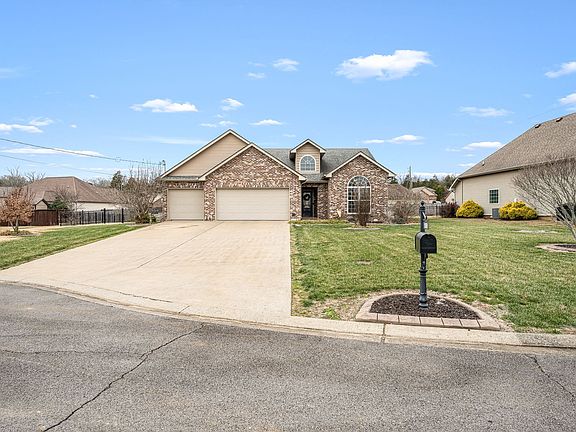 2nd image of 8359 Manor Farm Dr