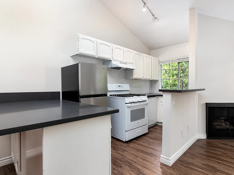 5628 Colfax Ave #5 — Photo 9
