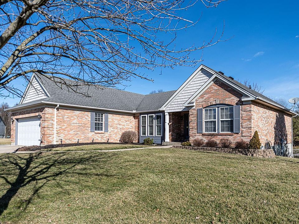 1st image of 680 Majestic Ct