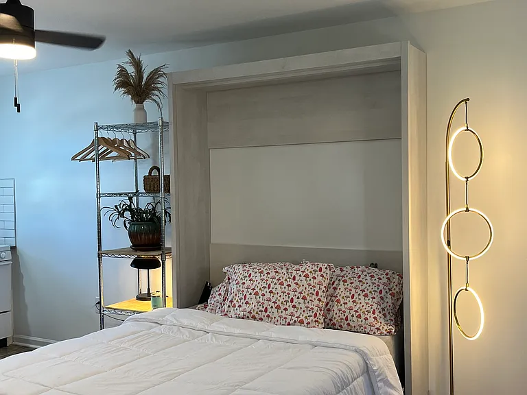 Queen Zinus mattress for an excellent nights sleep