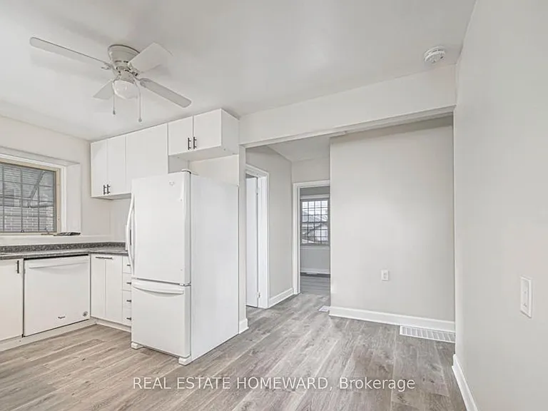 668 Harold Dr — Photo 12