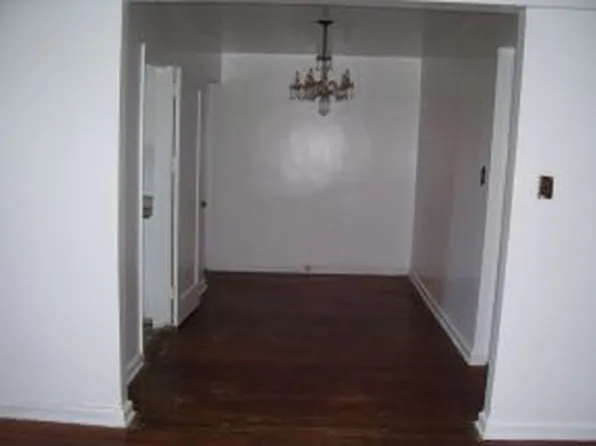 2685 East 7th Street image 1 of 5