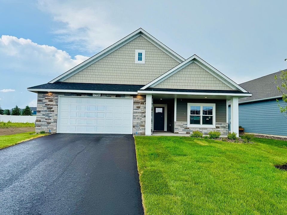 1st image of 17956 Greenwich Way