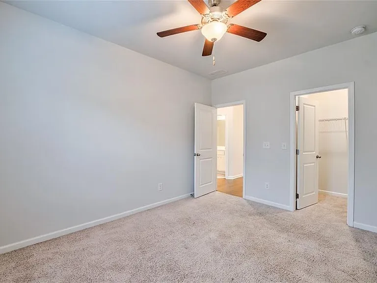 2510 Great Silver Fir Aly — Photo 21
