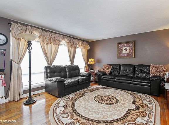 2nd image of 3472 N Linda Dr