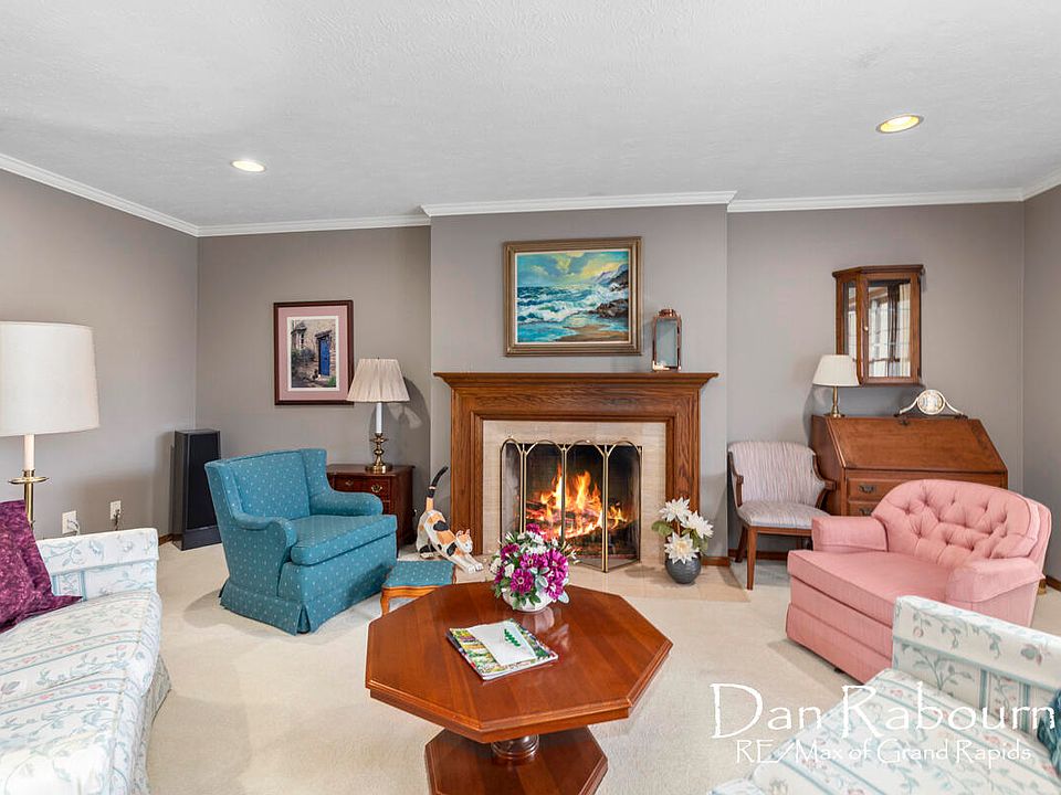 8283 Wallinwood Springs Dr SE, Jenison, MI 49428 Zillow