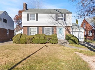 86 Highland Pkwy, Buffalo, NY 14223