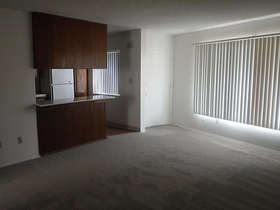 5th image of 4126 Udall St #3