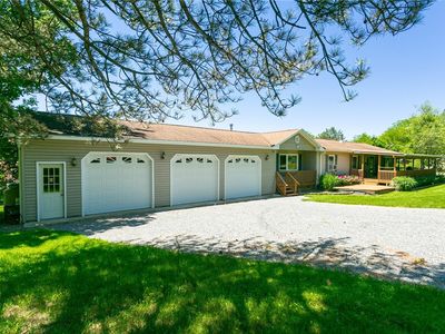 4090 Woolhouse Rd, Canandaigua, NY, 14424