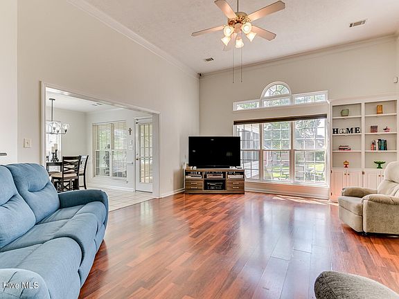 4th image of 207 Mineral Court