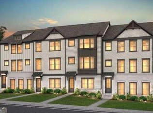 1131 Grandview Park Ln, Decatur, GA 30033