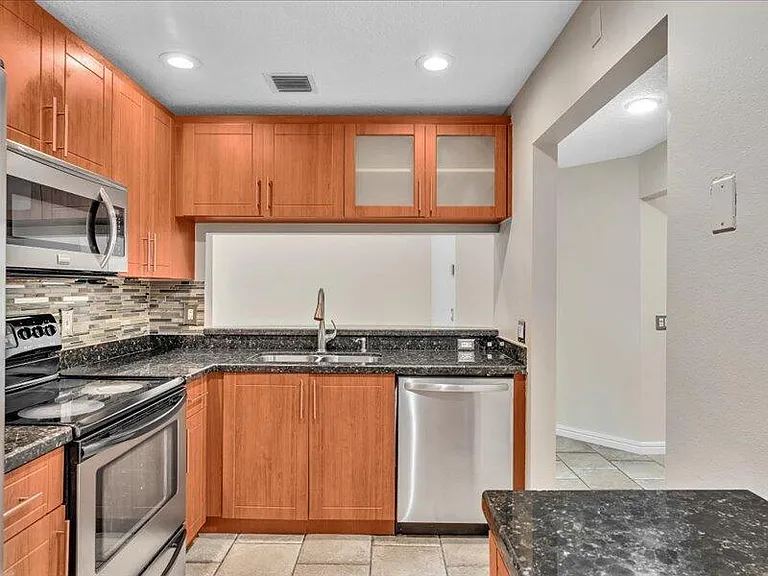 4991 SW 32nd Ave #4991 — Photo 20