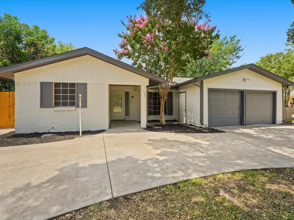 4701 Highgrove Dr, Fort Worth, TX 76132