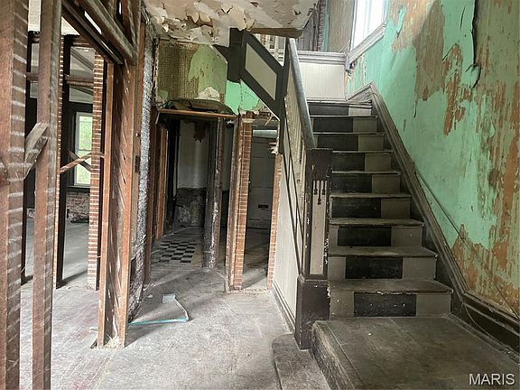 5th image of 3850 Kennerly Ave