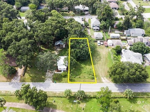 5th image of 418 W Oakdale Ave
