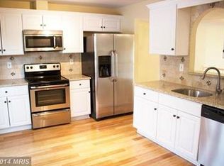 9802 Maple Leaf Dr, Gaithersburg, MD 20886