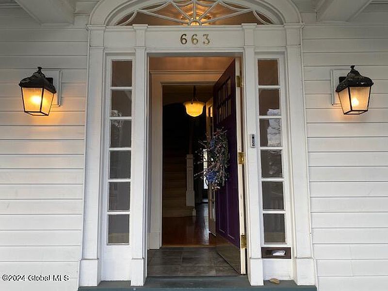 5th image of 663 Western Avenue