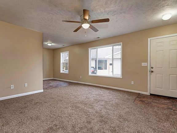 2nd image of 652 N Belview Ave #B