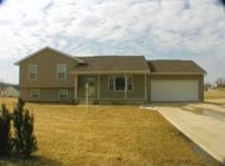 12195 N 300 E, Syracuse, IN 46567