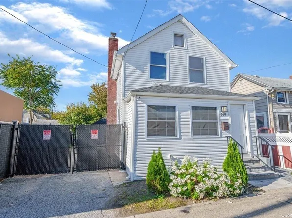 149 Henry Street, Hempstead, NY 11550