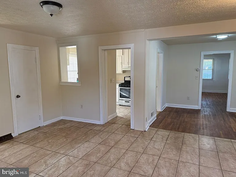 13769 Travilah Rd — Photo 7