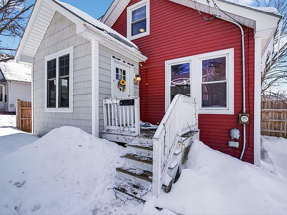 4th image of 3 Fairlawn Avenue